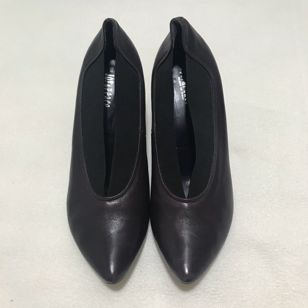 Italian leather pointy bootie heels.